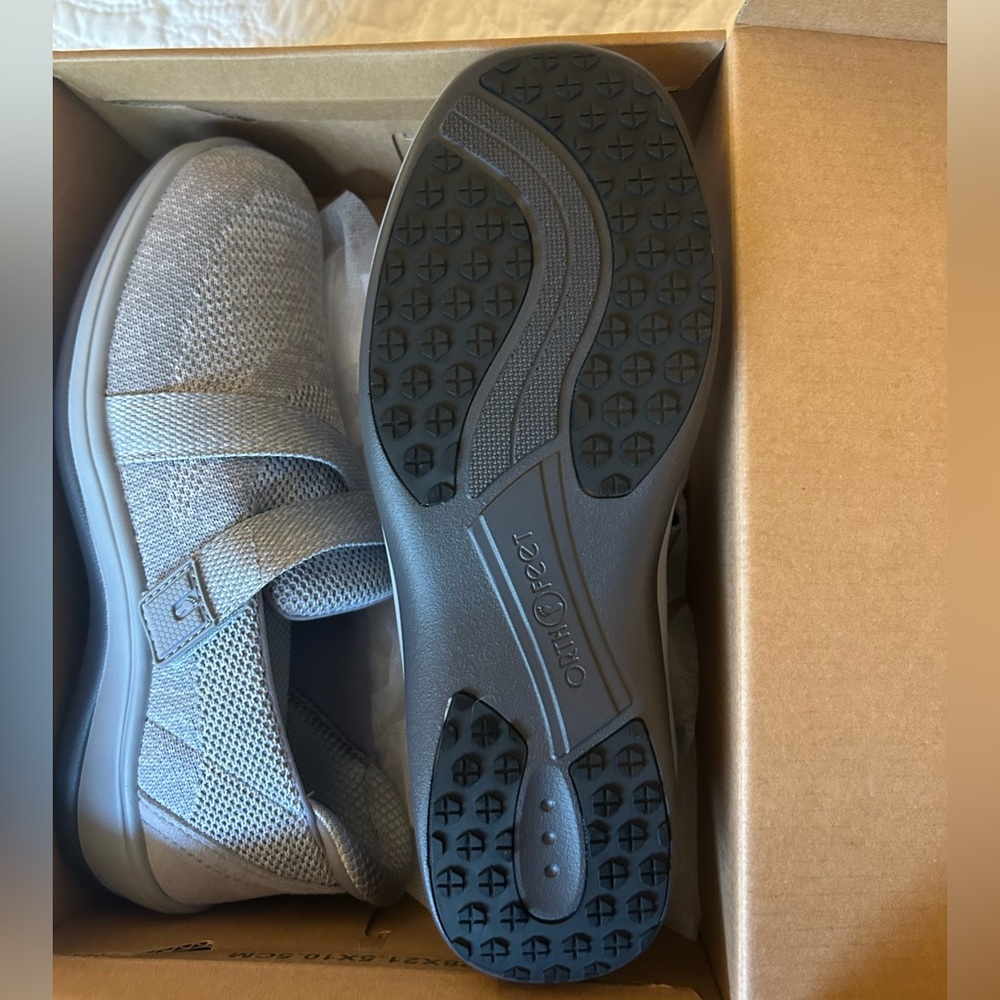 Orthofeet Amalya Gray Slip-On Shoes - Picture 3 of 4